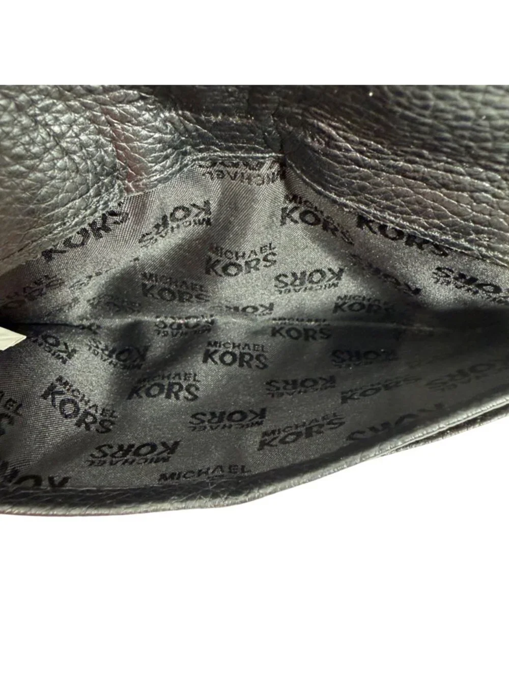 Michael Kors Bi-fold Black Leather Credit Card Bills Wallet Clutch, Snap Closure
